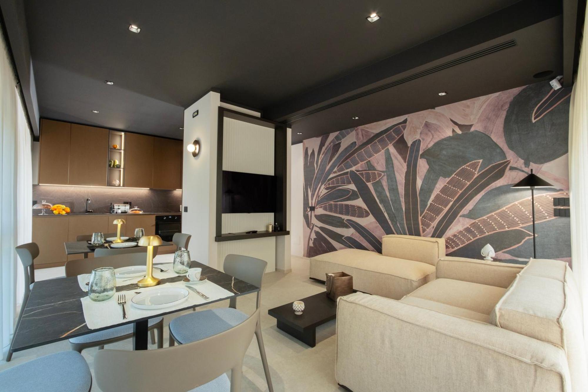 Della Lupa Luxury